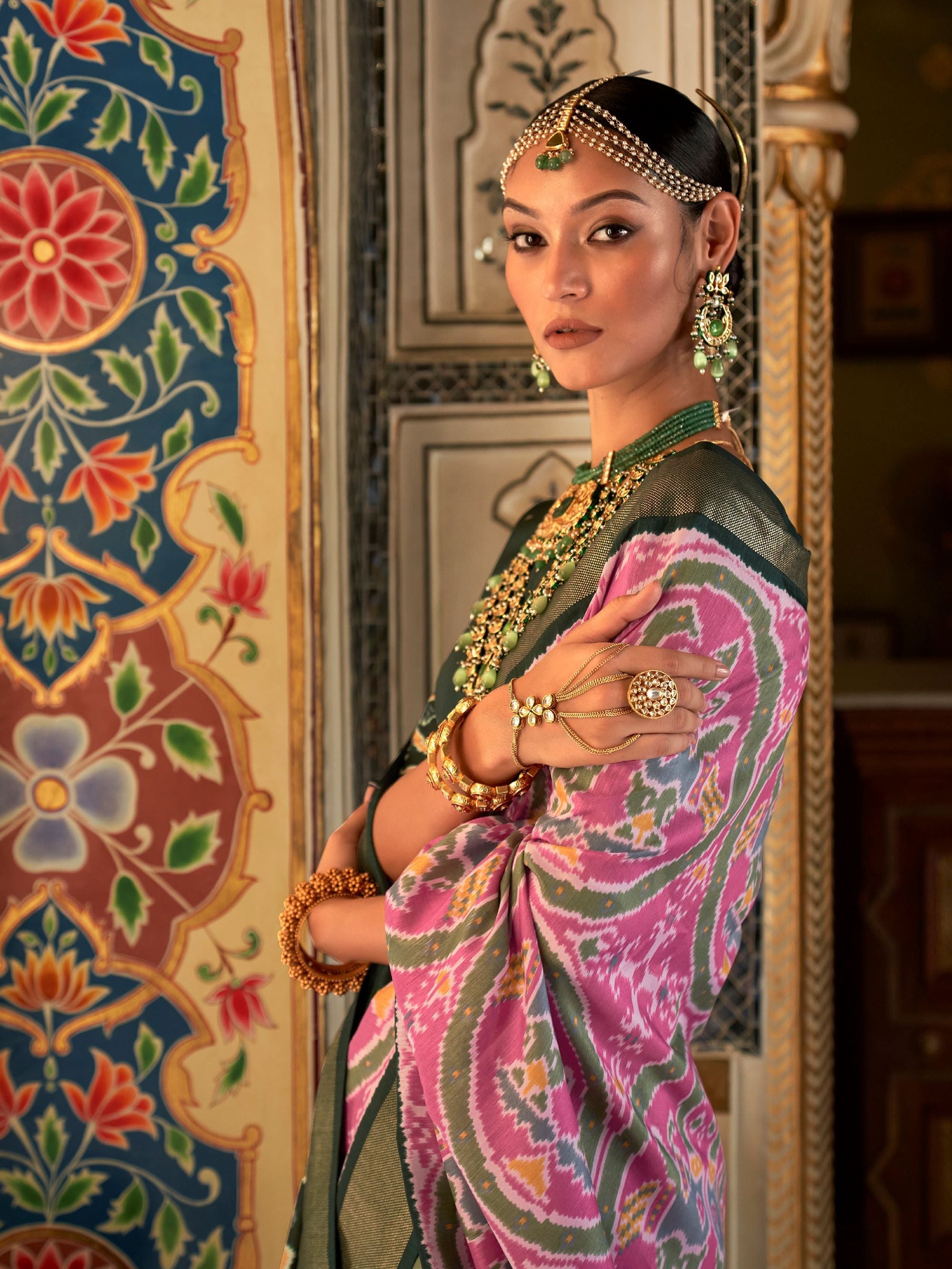 Striking Pink Patola Printed Traditional Silk Saree With Blouse