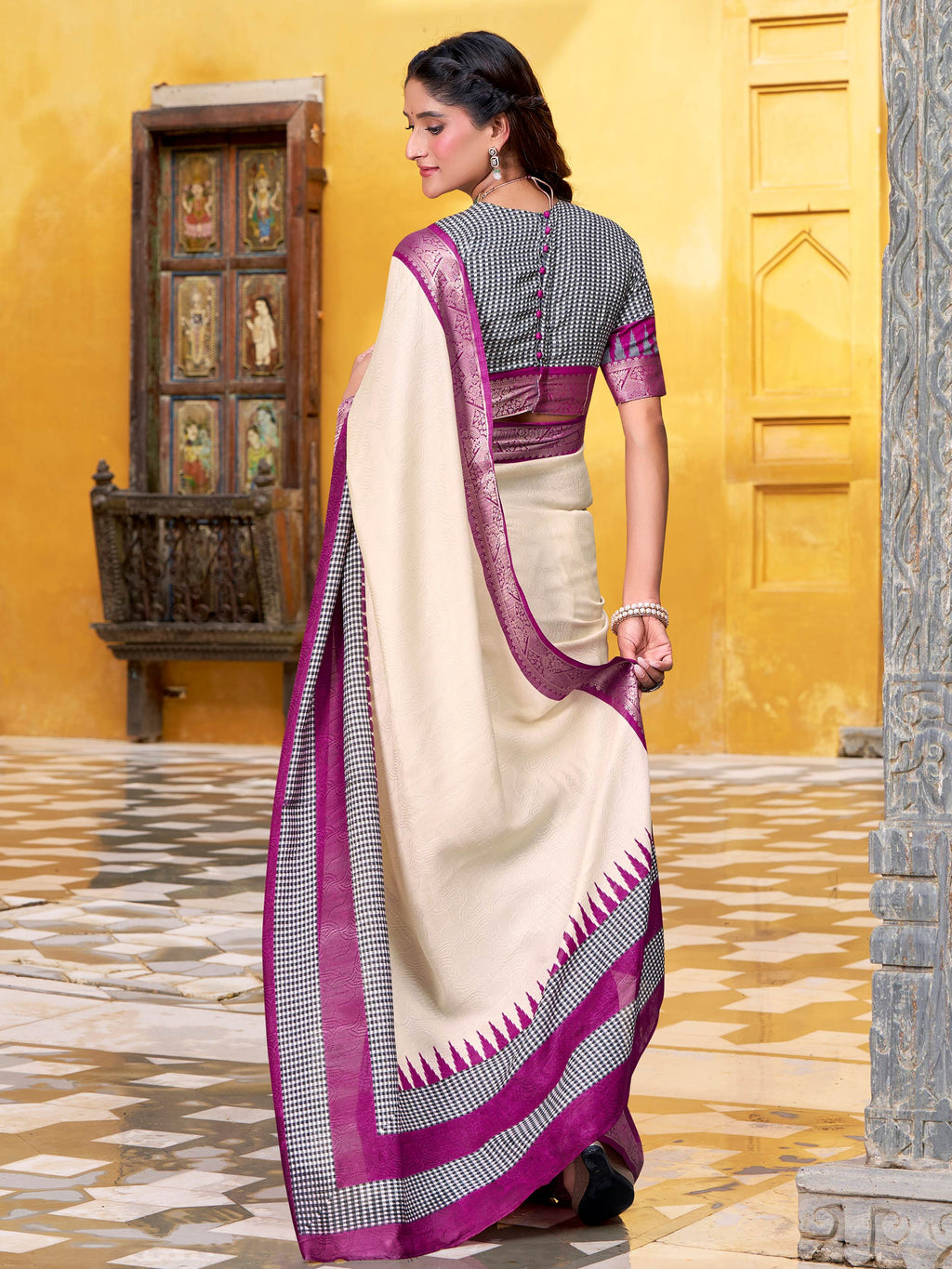 Elegant Off White Poly Cotton Zari Weaving Event Wear Saree