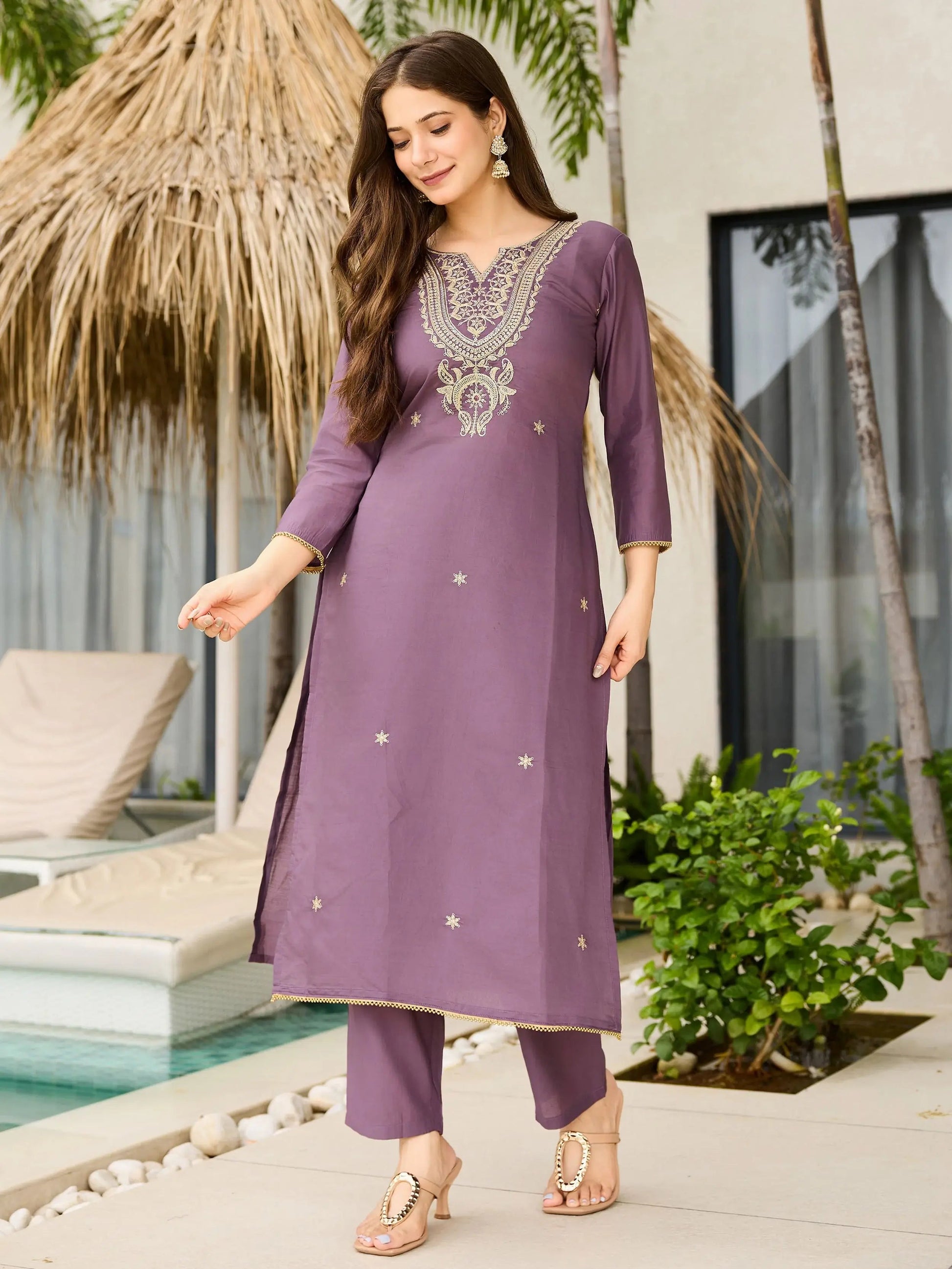 Fabulous Purple Rayon Thread Embroidered Event Wear Straight Suit