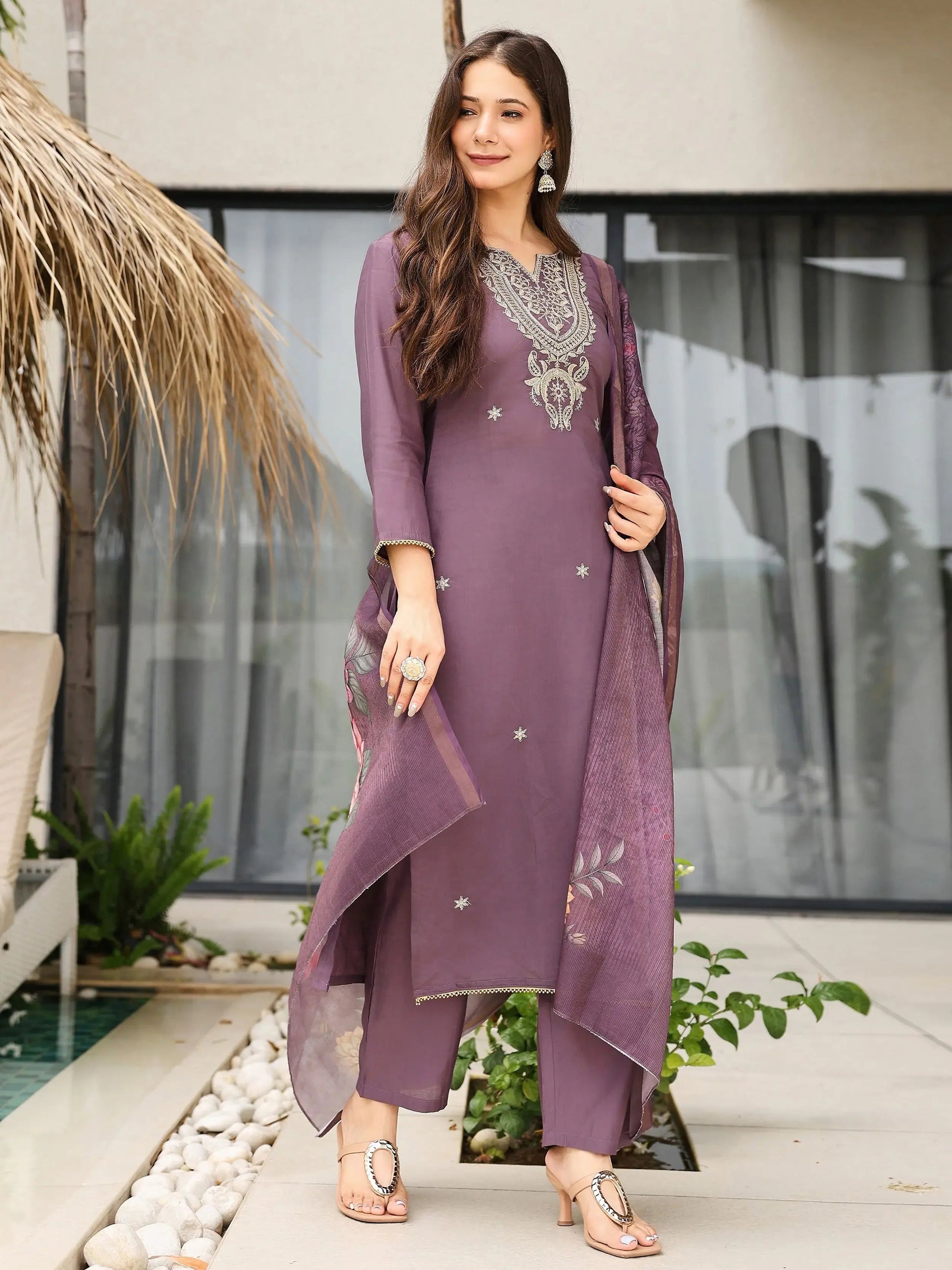 Fabulous Purple Rayon Thread Embroidered Event Wear Straight Suit
