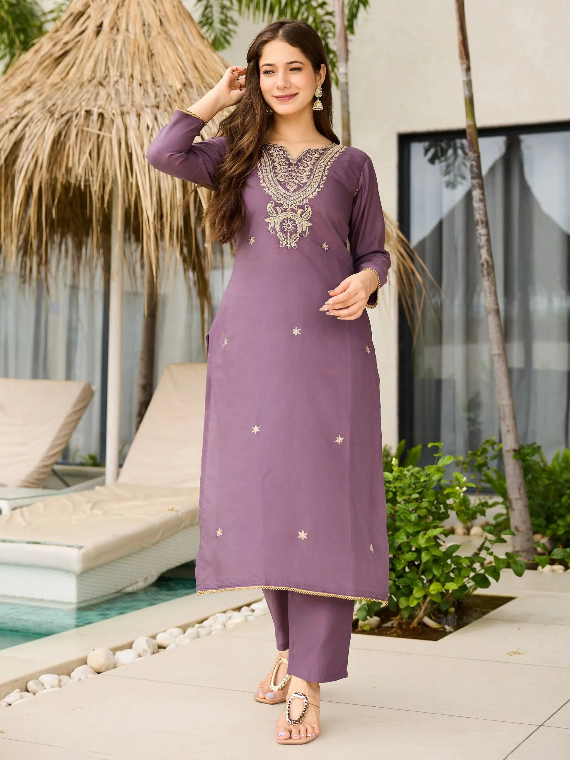 Fabulous Purple Rayon Thread Embroidered Event Wear Straight Suit